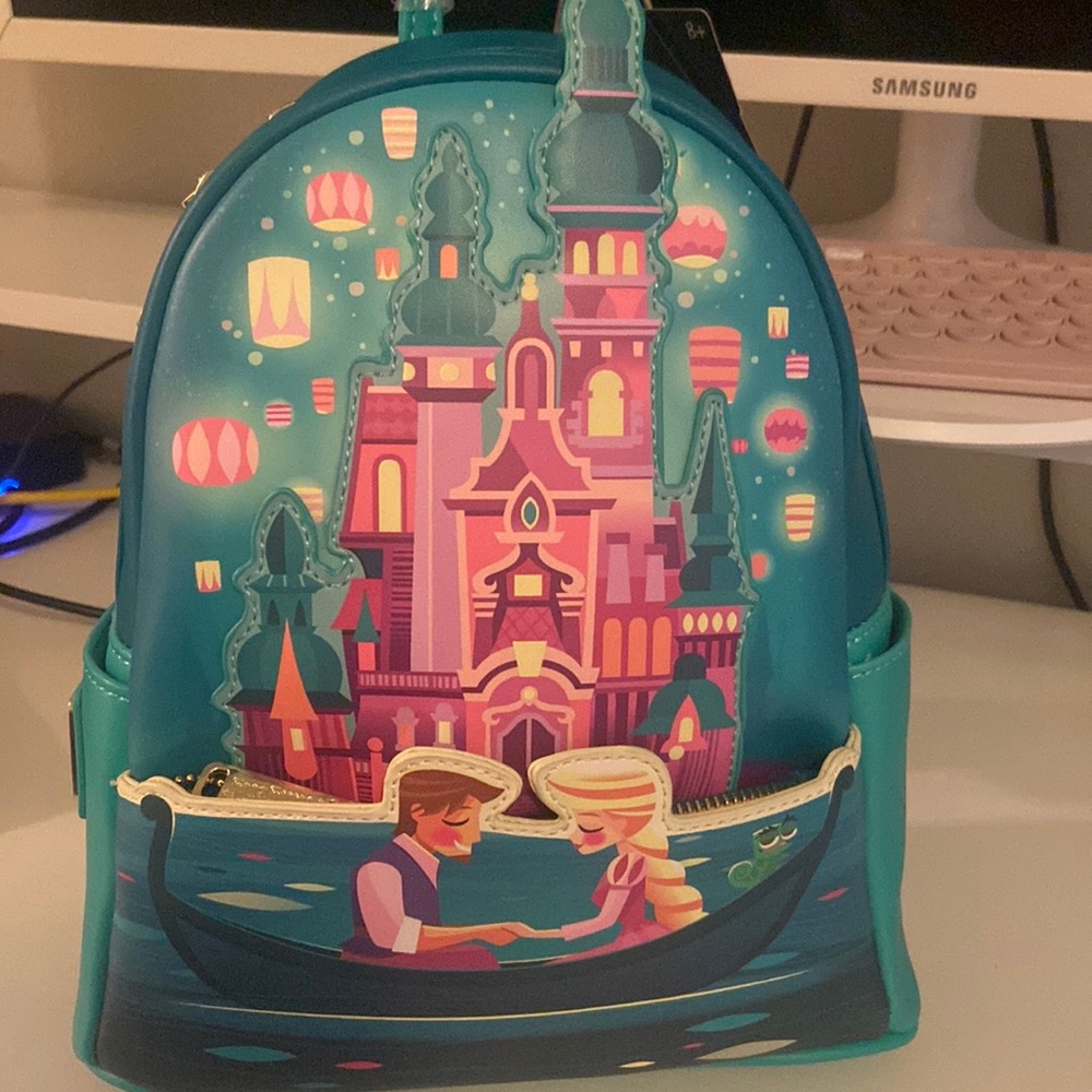 NWT tangled Loungefly